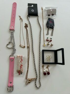 Mixed Brands Women’s Jewelry Set Pink Chokers & Gold/Silver Necklaces, Earrings